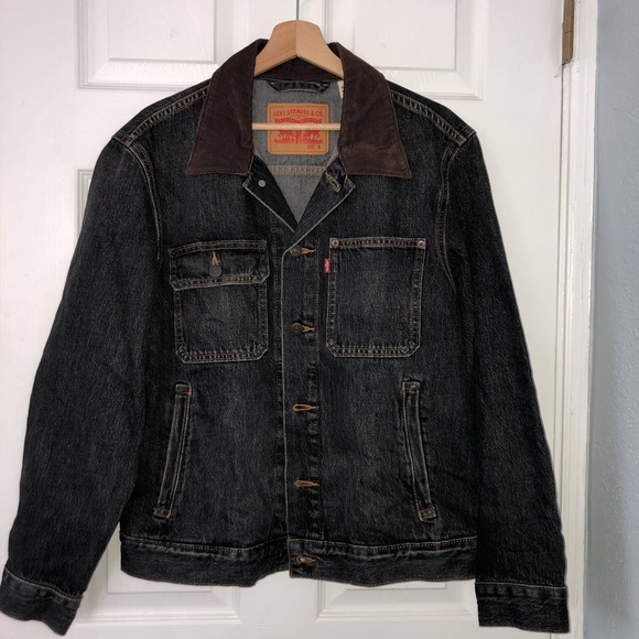Levi’s Corduroy Collar Denim Trucker Jacket - SMALL.